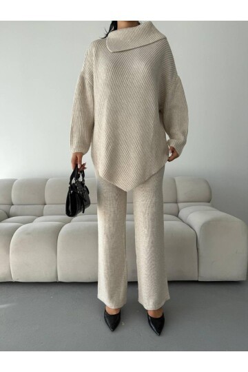 Şal Yaka Triko Takım