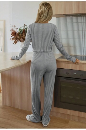 Süprem Kumaş Yaka Detay Pijama Takımı