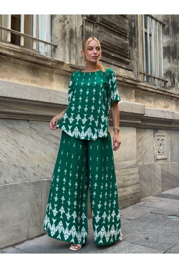 Viskon Kumaş Desenli Bol Paça Alt Üst Takım