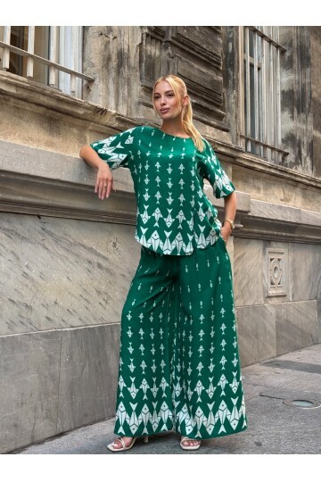 Viskon Kumaş Desenli Bol Paça Alt Üst Takım