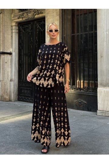 Viskon Kumaş Desenli Bol Paça Alt Üst Takım