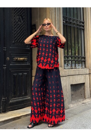 Viskon Kumaş Desenli Bol Paça Alt Üst Takım