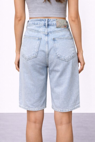 Açık Mavi Bermuda Jean