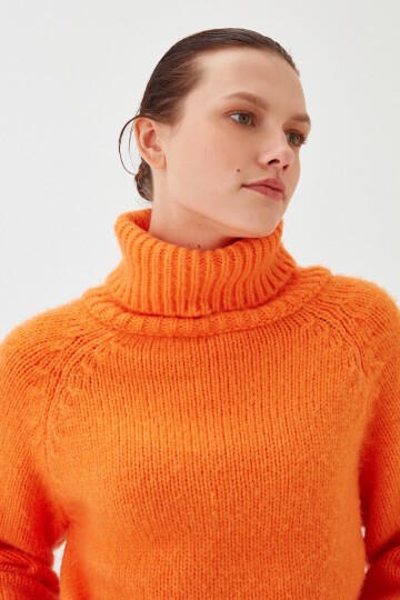 Kadın Balıkçı Yaka Kaşkorse Triko Kazak