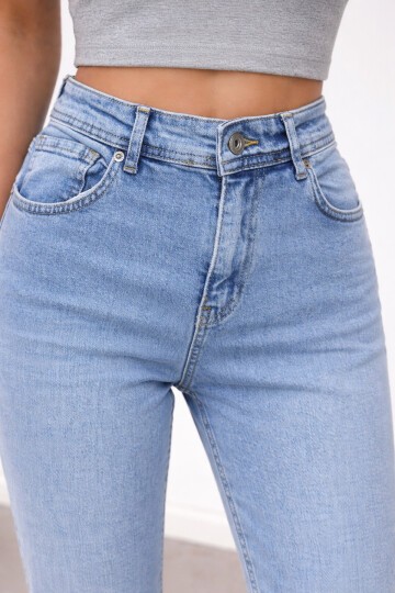 Buz Mavi Esnek Dar Paça Jean