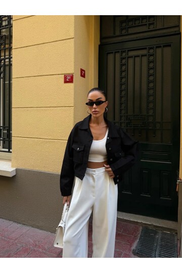 Çift Cep Denim Crop Ceket