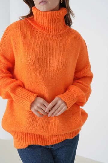 Kadın Balıkçı Yaka Kaşkorse Oversize Triko Tunik