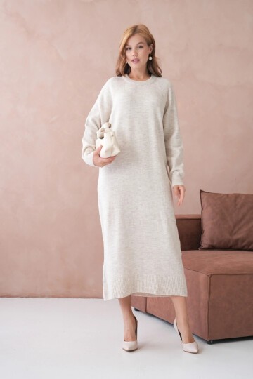 Kadın Bisiklet Yaka Yumuşak Dokulu Maksi Boy Şardonlu Oversize Triko Elbise