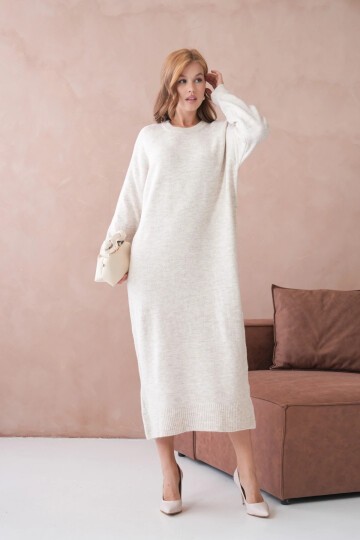 Kadın Bisiklet Yaka Yumuşak Dokulu Maksi Boy Şardonlu Oversize Triko Elbise