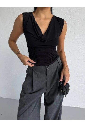 Kadın Degaje Yaka Kolsuz Bluz Siyah