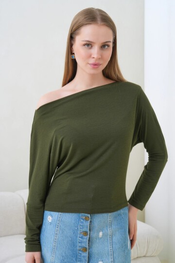 Kadın Kayık Yaka Yarasa Kol Lycralı Penye Bluz