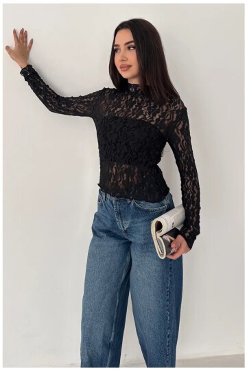 Kadın Transparan Çiçek Desenli Dantel Bluz