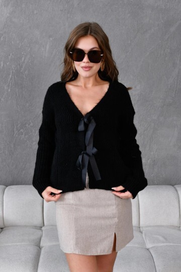 Kadın V Yaka Örgü Detay Fiyonklu Triko Ceket