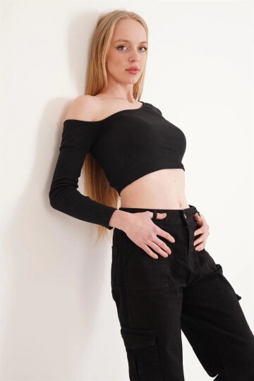 Kaşkorse Tek Omuz Dekolteli Uzun Kol Bluz SIYAH