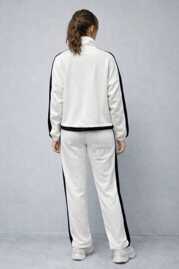 Modal Kumaş Yarım Fermuarlı Şeritli Eşofman Takımı Beyaz