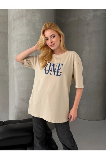 ONE Yazı Baskılı Oversize Kadın Tişört Bej