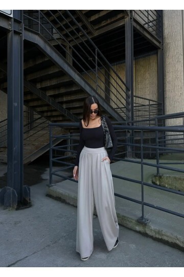 Pile Detaylı İspanyol Paça Oysho Kumaş Pantolon