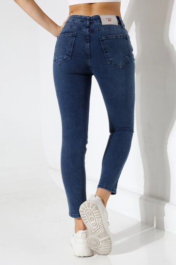 Toparlayıcı Yüksek Bel Dar Paça Jean