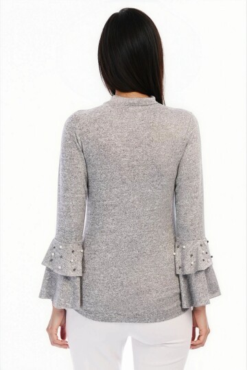 Yumuşak Yakası Kolu İncili Volanlı Bluz GRI