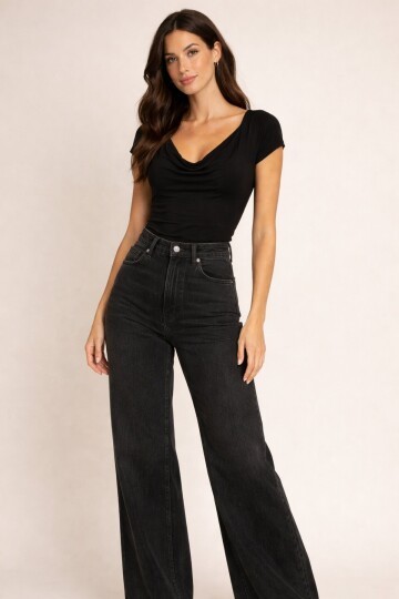 Degaje Yaka Modal Kumaş Bluz – Yumuşak Dokulu, Şık ve Rahat