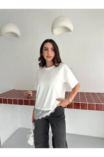 Kadın Eteği Dantel Detay T-shirt Beyaz