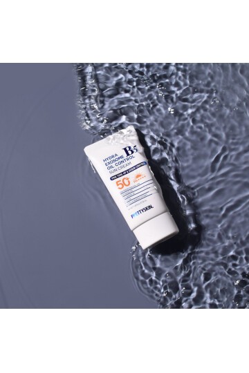 PRETTYSKIN Hydra Exosome B5 Oil Control Sun Cream SPF50+ PA++++ 50 ml | Karma Ciltler İçin Sebum Dengeleyici Güneş Kremi