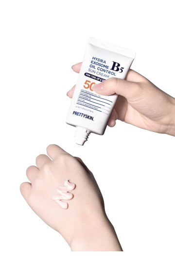 PRETTYSKIN Hydra Exosome B5 Oil Control Sun Cream SPF50+ PA++++ 50 ml | Karma Ciltler İçin Sebum Dengeleyici Güneş Kremi
