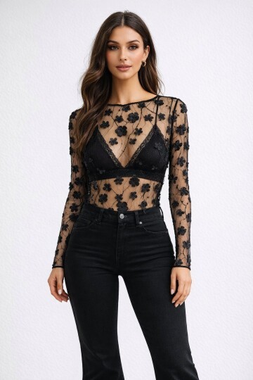 Transparan Çiçek Aplikeli Bluz